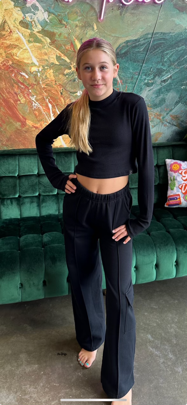 Ribbed Crop-Black